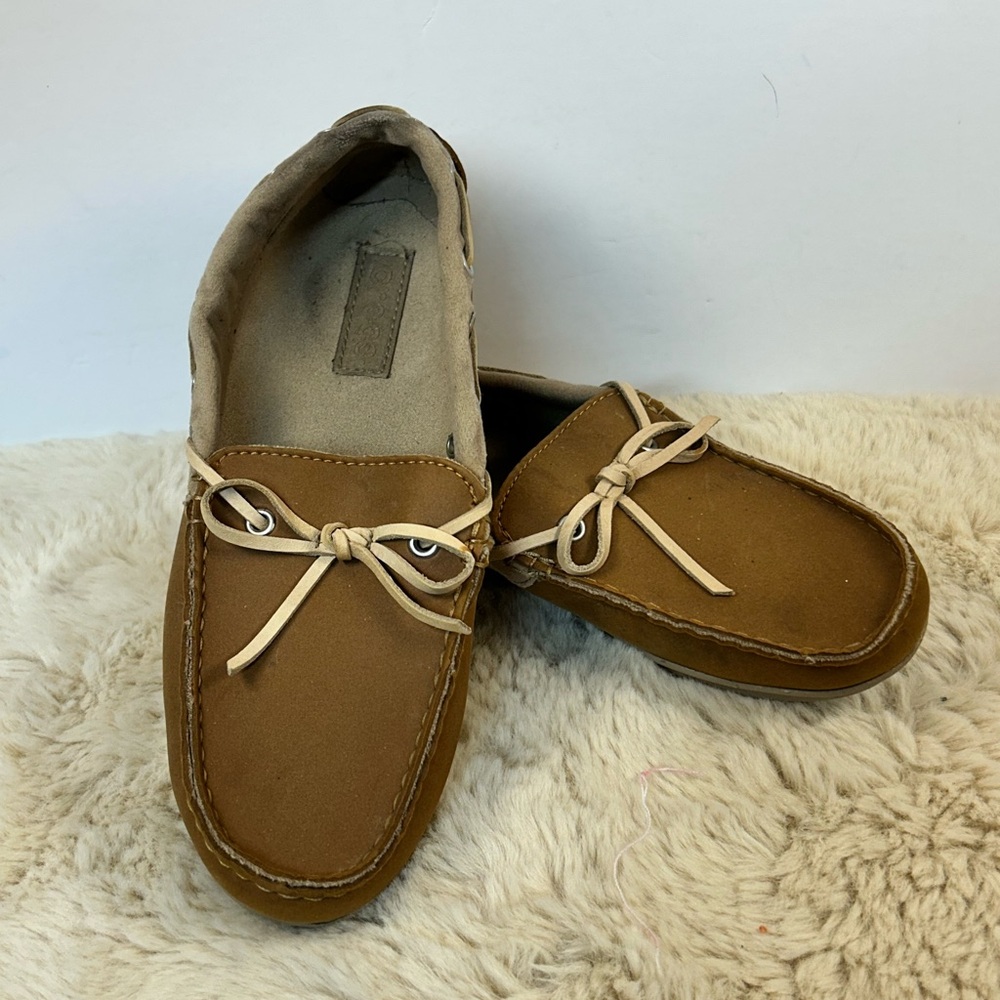 CROCS Tan Moccasin Flats with Suede-Like‎ Finish